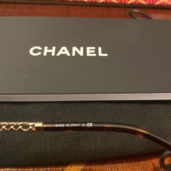 LAST ONE, NEW, AUTHENTIC, NEVER WORN CHANEL 4244 C395/S5, Case - Picture 7 of 16